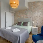 Marta Room 6