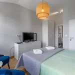 Marta Room 6